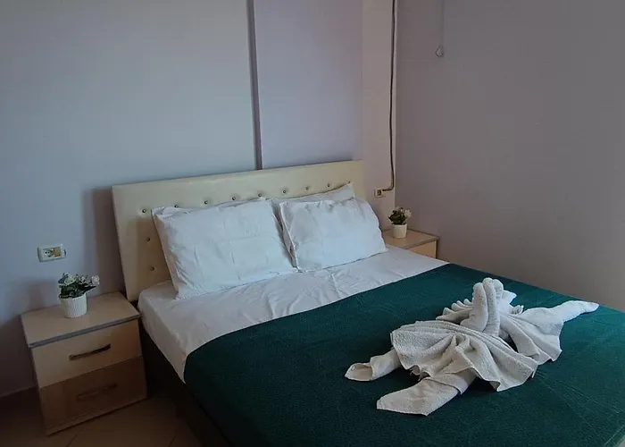 Mias Golden Sunset Apartment's Appartamento *