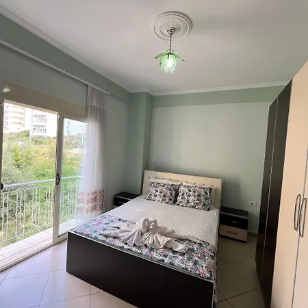 Mias Golden Sunset Apartment's
