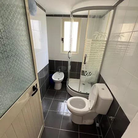 Mias Golden Sunset Apartment's