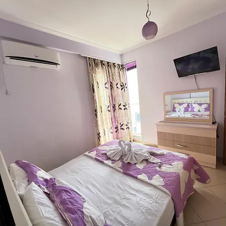 Mias Golden Sunset Apartment's *