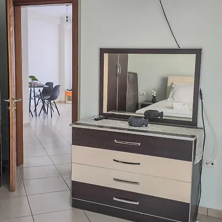Mias Golden Sunset Apartment's