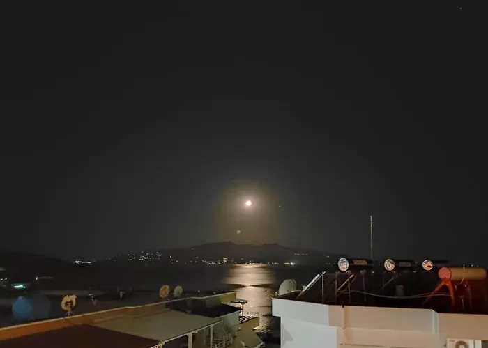 Mias Golden Sunset Apartment's