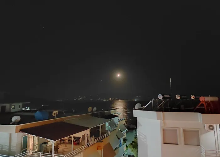 Mias Golden Sunset Apartment's Apartment Sarandë